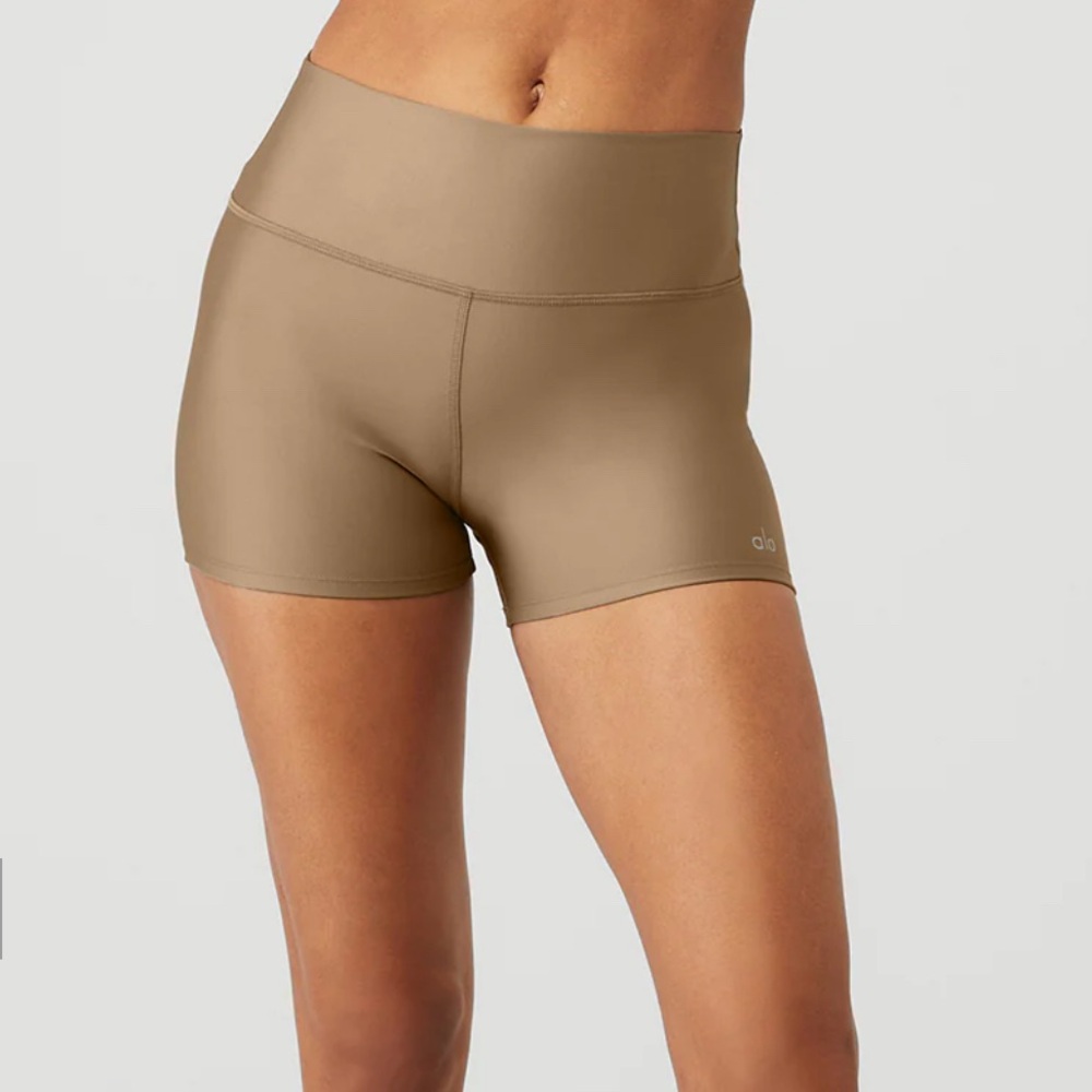 Alo High-Waist Airlift Short 3”